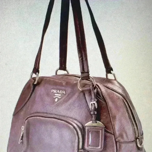 PRADA 🔥🔥Vintage Vitello Daino Shoulder Bag (Brown & Metallic Soft Leather) - Picture 4 of 16